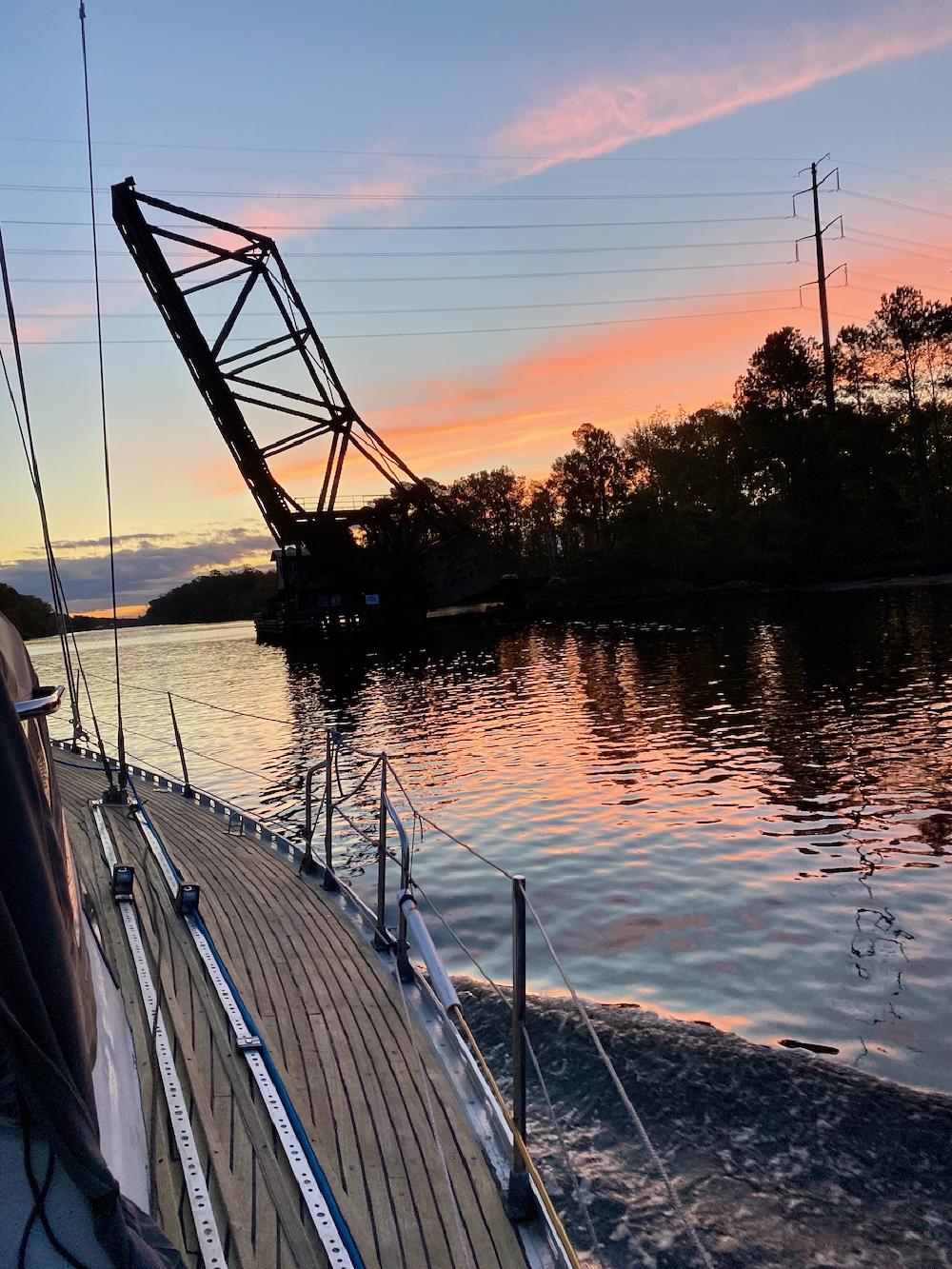 Speck motors down the ICW